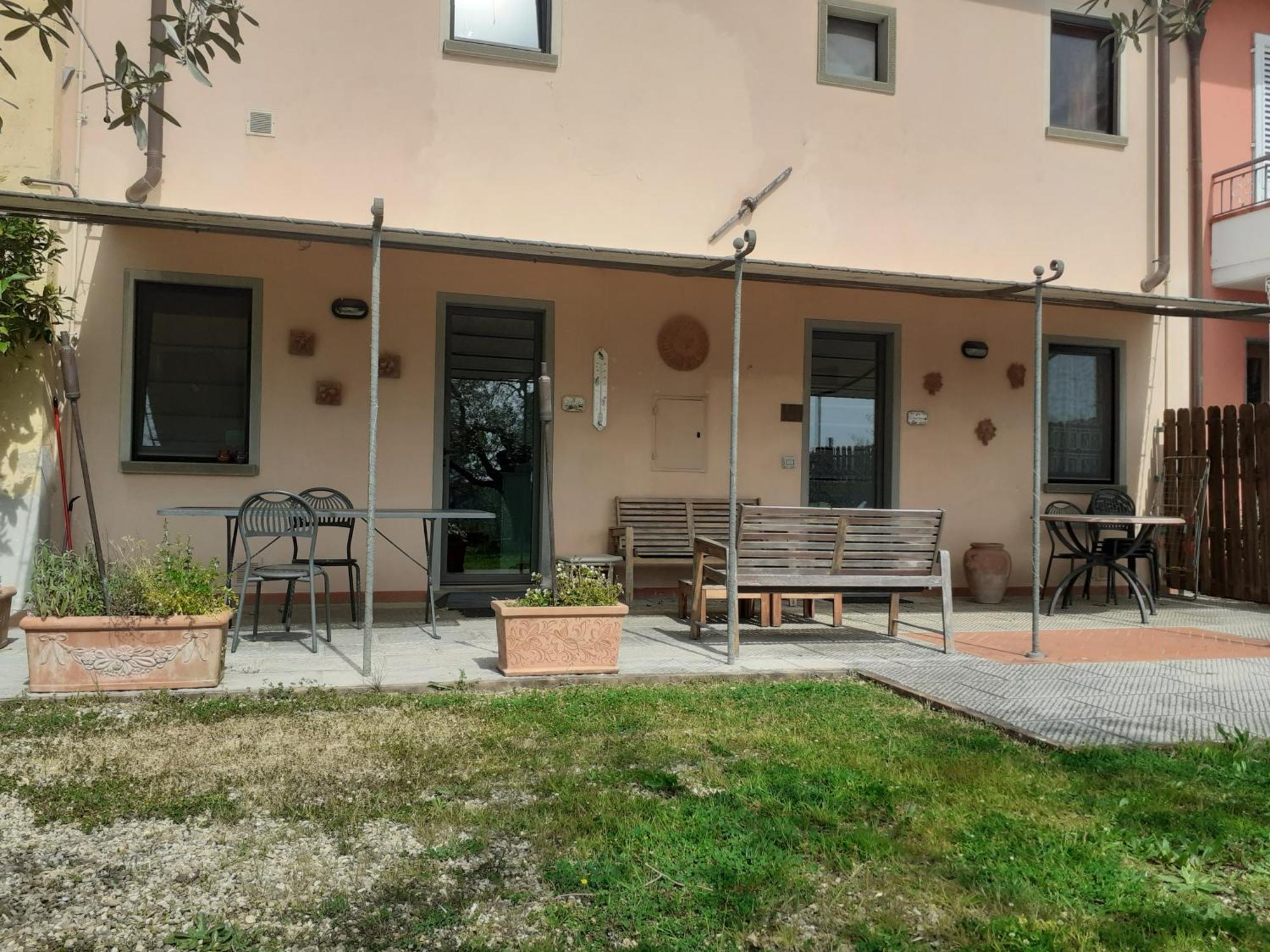 Agriturismo Podere Zollaio Vinci Luaran gambar